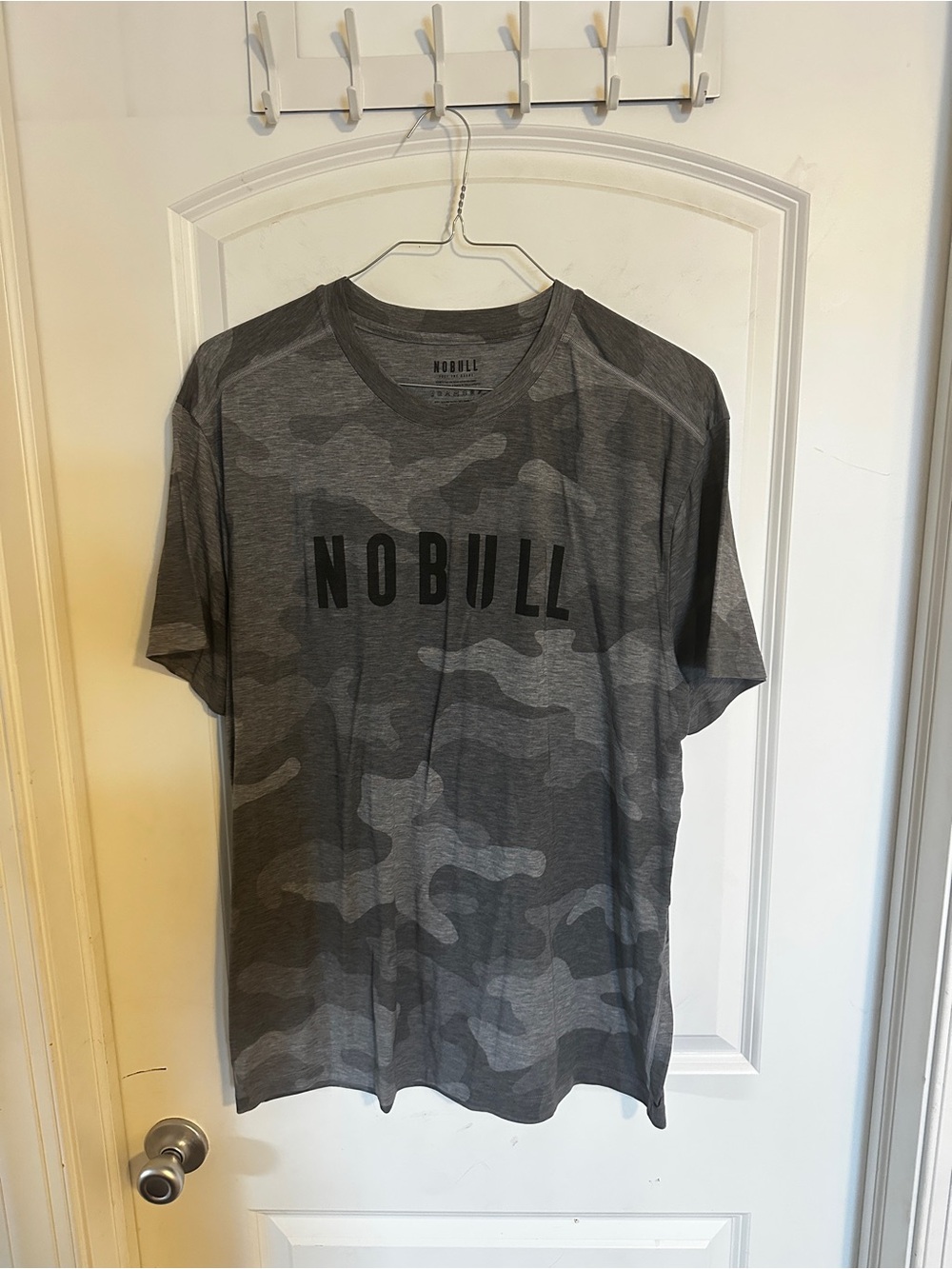 Nobull t-shirt XL (grey camo)